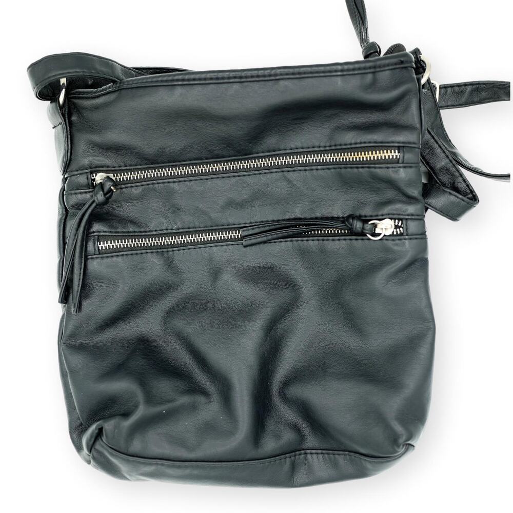 Bueno Vintage Black Leather Cross Body Handbag